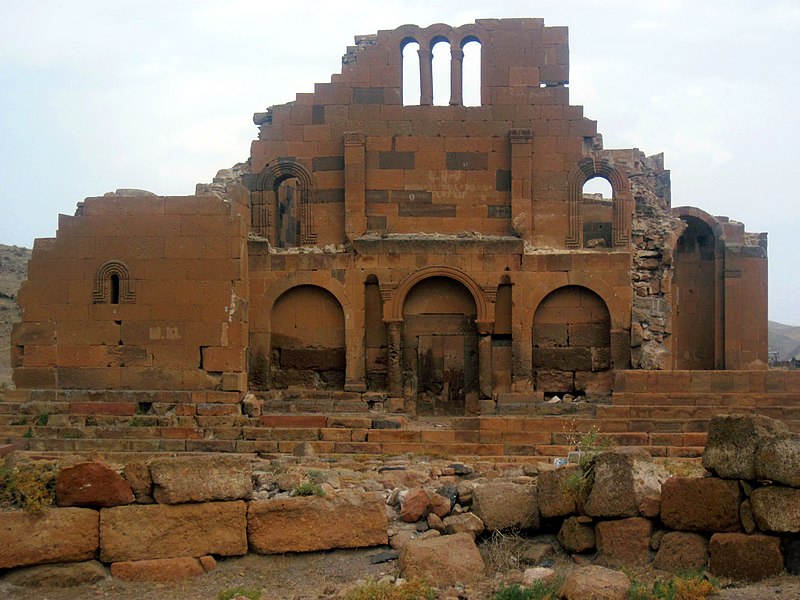 File:Yererouk Basilica11.jpg