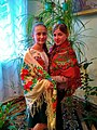 Дівчата одягнуті до Дня української хустки, Бар, 20201203 03