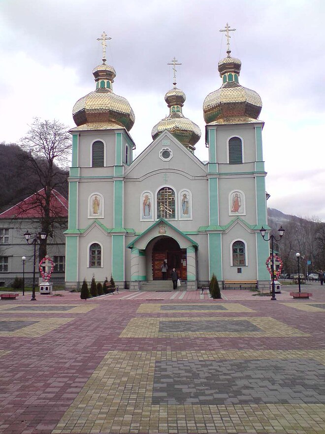 Раховский православный храм