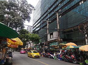 ถนนคอนแวนต์1.jpg