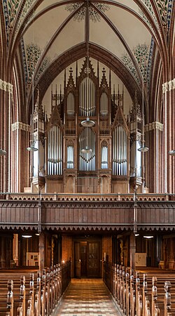 05-20-Paulskirche Schwerin RR70204.jpg