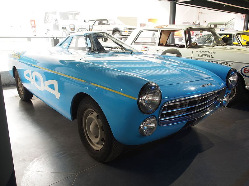 File:1965 Peugeot 404 Diesel photo 1.JPG