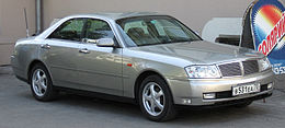 Una Nissan Cedric decima serie del 1999