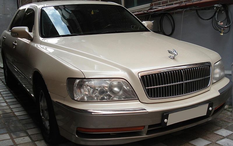 File:20100728 hyundai equus 01.jpg