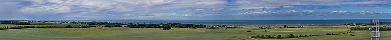 File:20140621 Leuchtturm Buk Panorama DSC07194 DSC07204 PtrQs.jpg