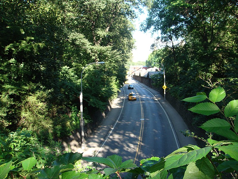 File:86th Street Transverse Bridge - panoramio.jpg