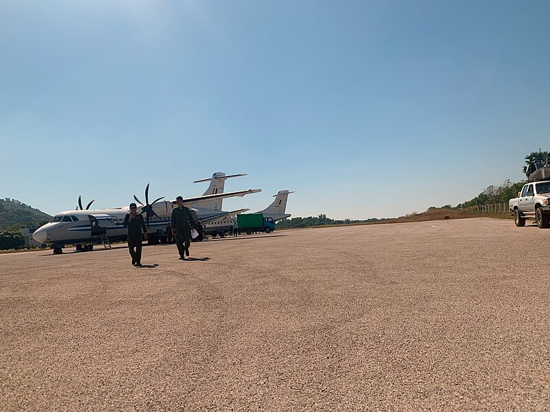 File:ATR-42 of Myanmar Air Force at Mawlamyine Airport.jpg