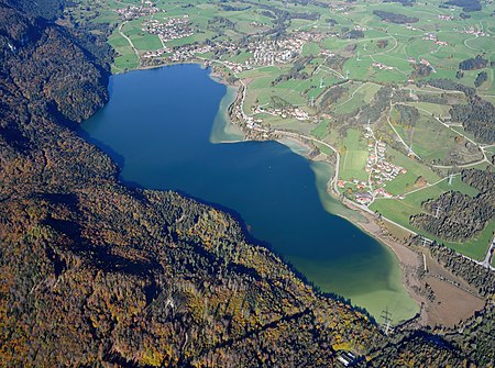 Aerial image of the Weißensee (view from the southeast)