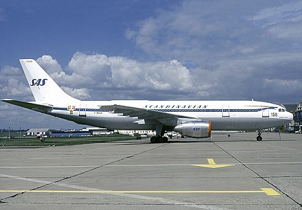 The A300B2 was 53.6 m (176 ft) long, 2.6 m (8.5 ft) longer than the A300B1