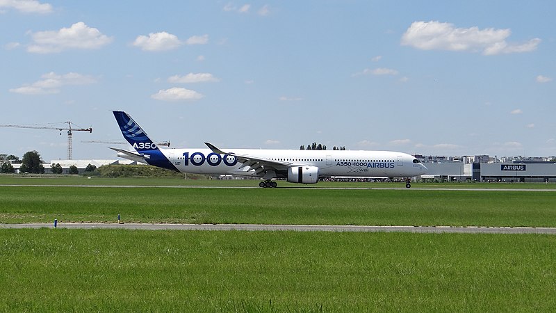 File:Airbus A350 1041 MSN 59 F-WMIL at Paris Air Show June 2019 (10).jpg