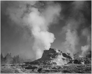 Ansel Adams - Ulusal Arşivler 79-AA-T02.jpg