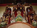 Retablo mayor de la Iglesia de San Pascual Baylón. De izquierda a derecha: San Pascual Baylón, Nuestra Señora de Salambáo y Santa Clara de Asís.