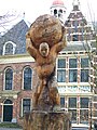 Sisyphus (2008) door Gert Sennema, aan de Brink in Assen
