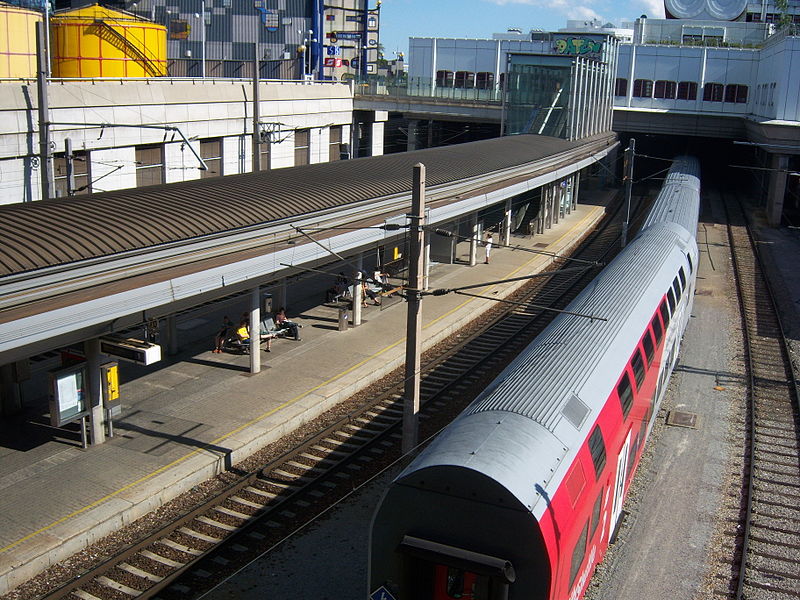 File:Bahnhof Spittelau2.JPG