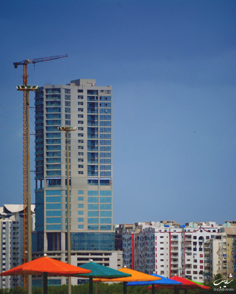 File:Bakht tower Karachi ,Clifton Block 2.png