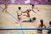 Deutsch: Beachhandball bei den Olympischen Jugendspielen 2018; Tag 5, 10. November 2018; Mädchen, Hauptrunde - Ungarn-Argentinien 1:2 English: Beach handball at the 2018 Summer Youth Olympics at 11 October 2018 – Girls Main Round – Hungary-Argentina 1:2