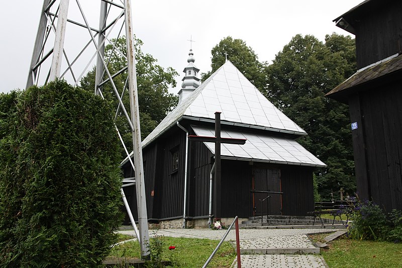 File:Bereźnica Wyżna - Church 03.jpg