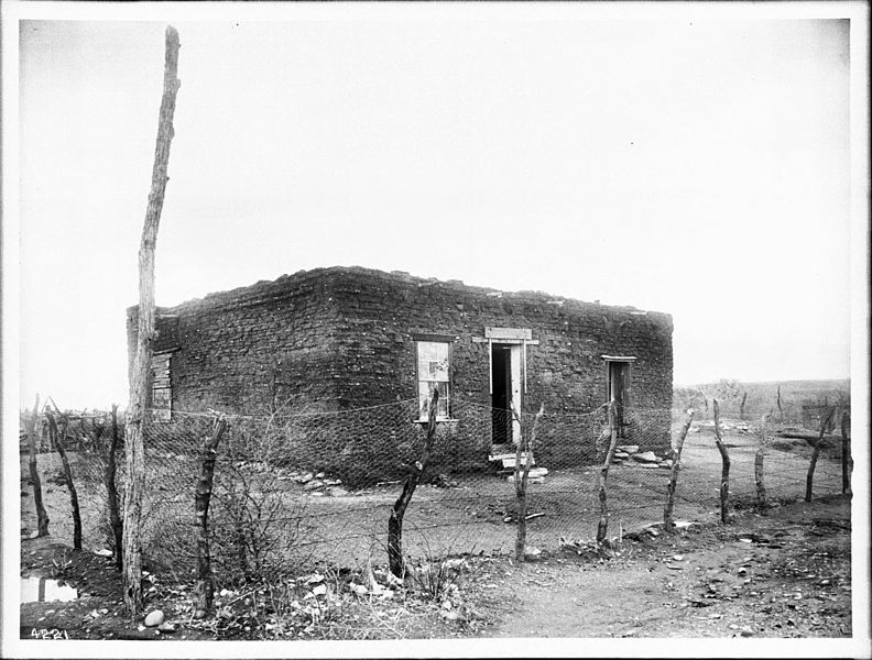 File:Building in the vicinity of the Presidio at Tubac, Arizona, (s.d.) (CHS-4221).jpg