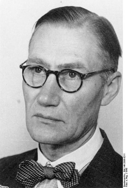 File:Bundesarchiv Bild 146-2006-0211, Ferdinand Schröder.jpg