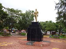 Estatua en el Parque central