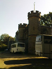 Castle Goring CastleGoringWithCoaches.JPG