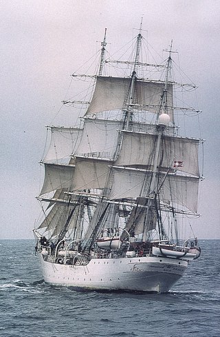 <span class="mw-page-title-main">Full-rigged ship</span> Sailing vessel with three or more square-rigged masts