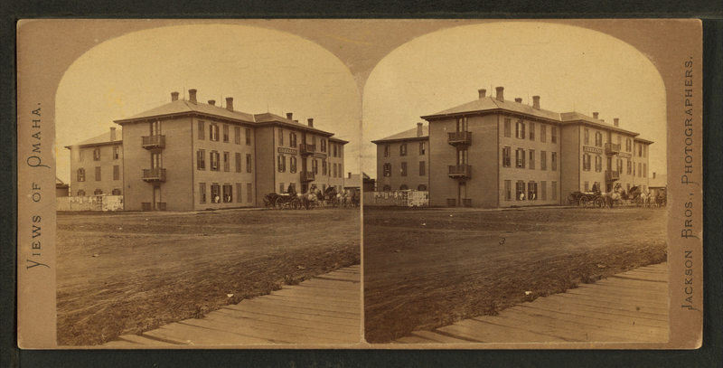 File:Coggins House, Omaha, by Jackson Bros..png