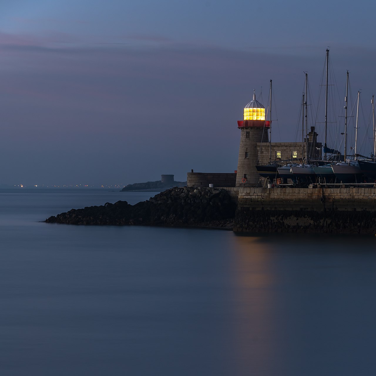 County Dublin - Howth Harbour Lighthouse (1818) - 20210301185336.jpg