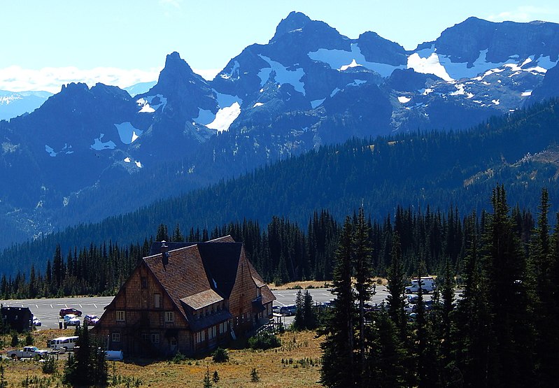 File:Cowlitz Chimneys seen from the Sourdough Ridge Trail.jpg