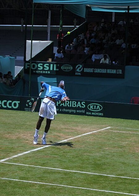 The 2006 Davis Cup match in progress