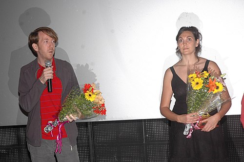 Director of the film 'The Pool' Chris Smith speaking at the presentation of his film on November 26,2007 at IFFI, Panaji,Goa.jpg
