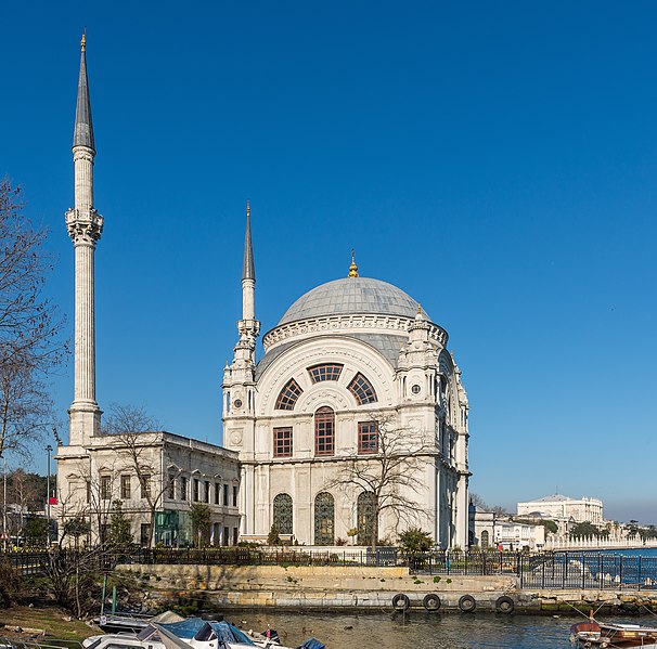 File:Dolmabahçe Mosque Mars 2013 (crop).jpg