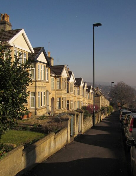 File:Eastbourne Avenue, Bath - geograph.org.uk - 2808500.jpg