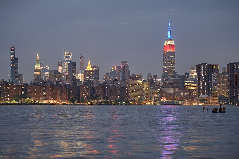 File:Empire State Building Night II.jpg