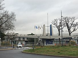 Entrée de l’ENAC Toulouse.jpg