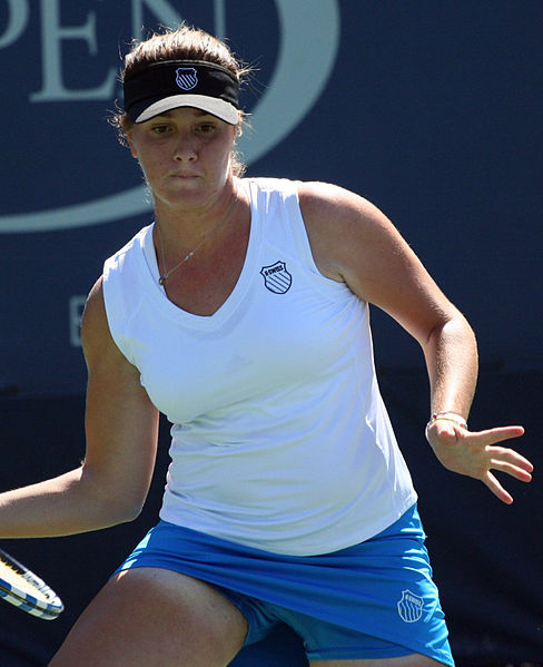 File:Ester Goldfeld 2010 US Open-2010-13-09.jpg