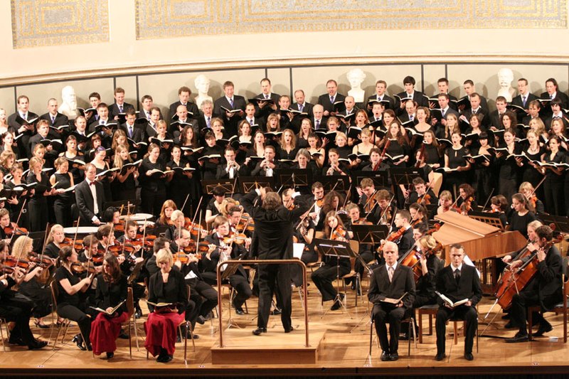Файл:FHM-Choir-Orchestra-mk2006-04.jpg
