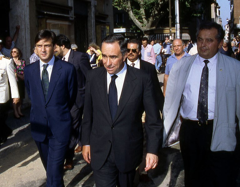 File:FrancoCarraro a Trastevere 1992.jpg