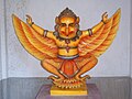 en:Garuda en:murthi in en:West Bengal, အိန္ဒိယ