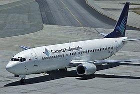 Kazaya karışan benzer bir Garuda Boeing 737-400