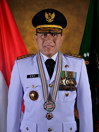 <span class="mw-page-title-main">Edy Rahmayadi</span> Indonesian politician