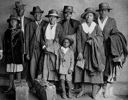 The Arthur family arrived at Chicago's Polk Street Depot on August 30, 1920, during the Great Migration.[18]