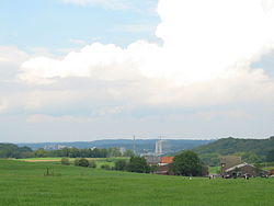 Heerlen-urbosilueto vide de la proksima vilaĝo de Vrouweheide