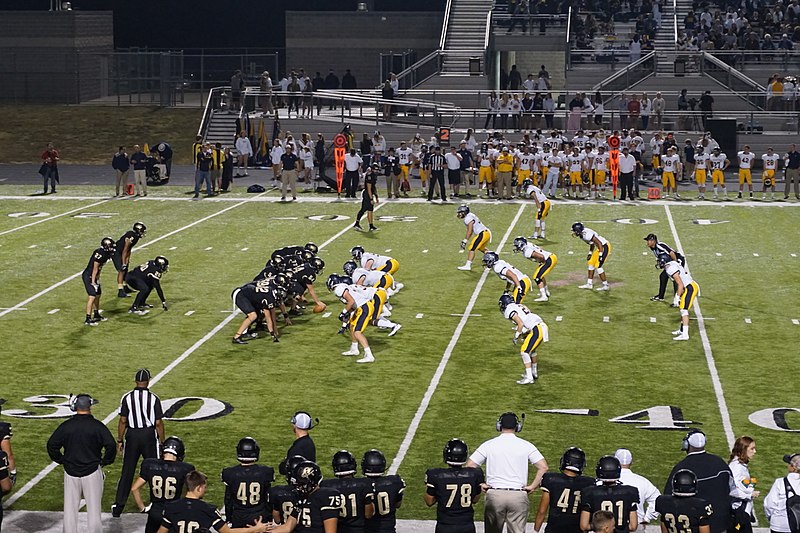 File:Highland Park vs. Royse City football 2017 26 (Royse City on offense).jpg