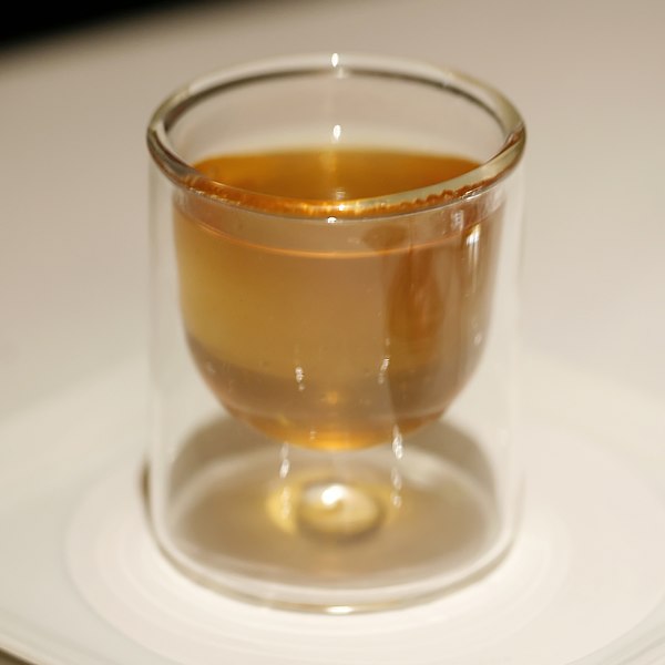 File:Hot and Cold Icetea.jpg