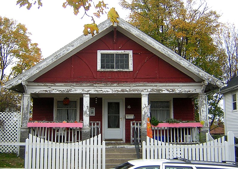 File:House at 15 Gilmore Street Quincy MA 01.jpg