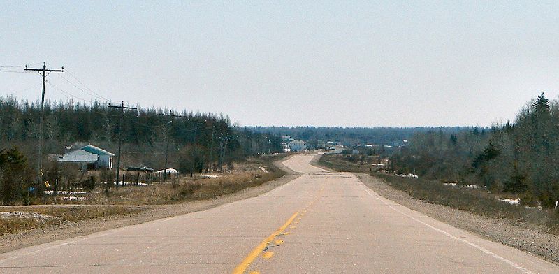 File:Hwy 11 Ontario 2.jpg