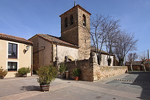 Iglesia de Santiago Apóstol, Brieva, torre.jpg