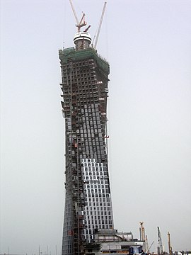 Infinity Tower during construction, 2010-03-06.jpg