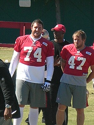 Staley with Brit Miller at 49ers training camp in 2010